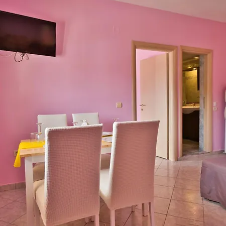 Aparthotel La Casa Di Nonna Anna 3*