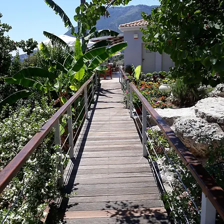 Aparthotel La Casa Di Nonna Anna Nikiana