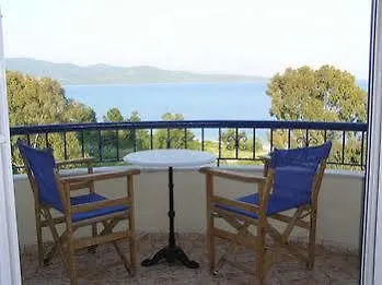 Aparthotel La Casa Di Nonna 3*